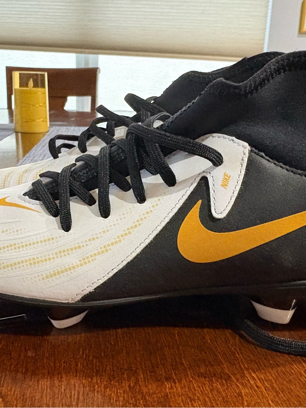 Nike White and Black Phantom Luna II Soccer Cleats with Gold Accents - Picture 2 of 3